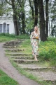 Kimono długie Sunset Meadow z ozdobnym oliwkowym pasem
