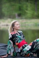 Kimono długie Sensual Mist z ozdobnym czerwonym pasem