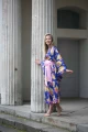 Kimono długie Creative Soul z ozdobnym różowym pasem
