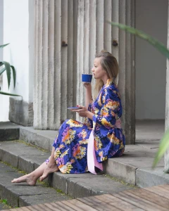 Kimono  CREATIVE SOUL z ozdobnym jasnoróżowym pasem 