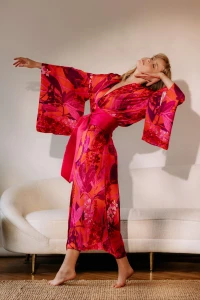 Kimono SPICY BLUSH z cienkim paskiem